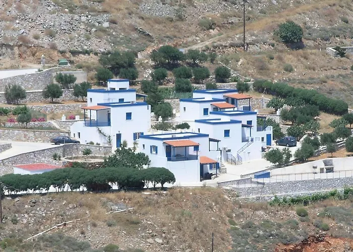 Sarris Planet شقة