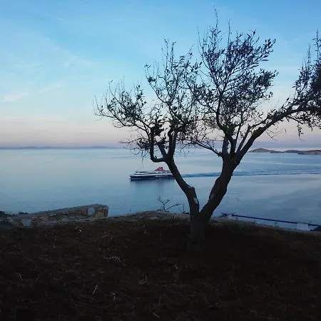 Апартаменты Sarris Planet *