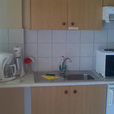 Sarris Planet Apartment *