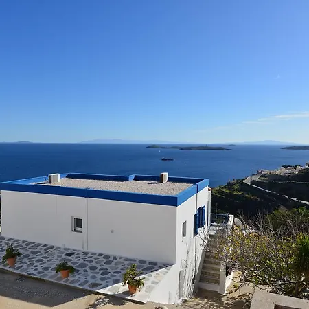 Sarris Planet Apartman *