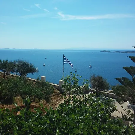 Sarris Planet * Ermoúpoli