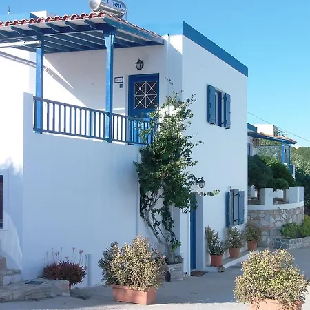 Sarris Planet Ermúpoli